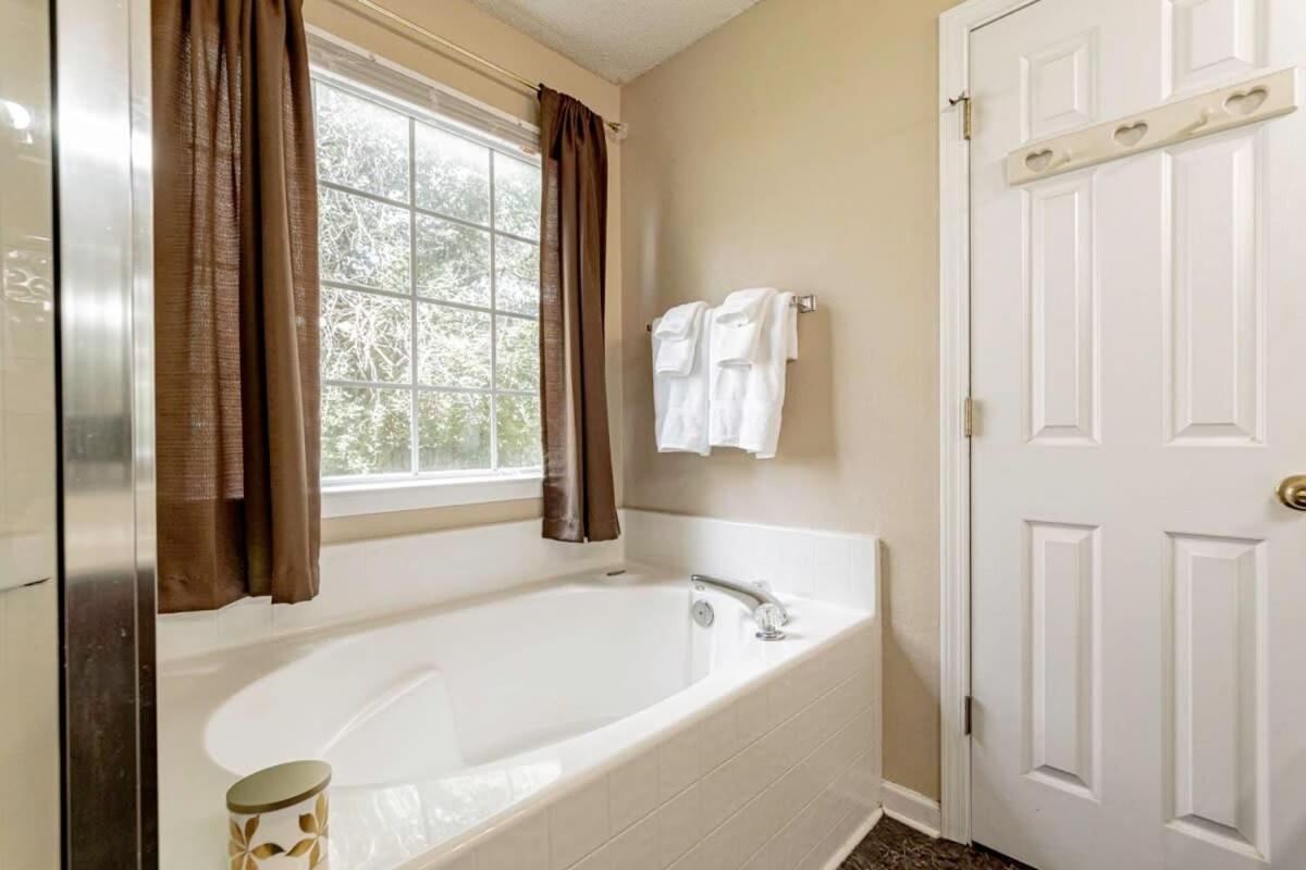 Aerie Oaks Cottage-5Min To Lake, 20Min To Columbia Lexington Exterior foto